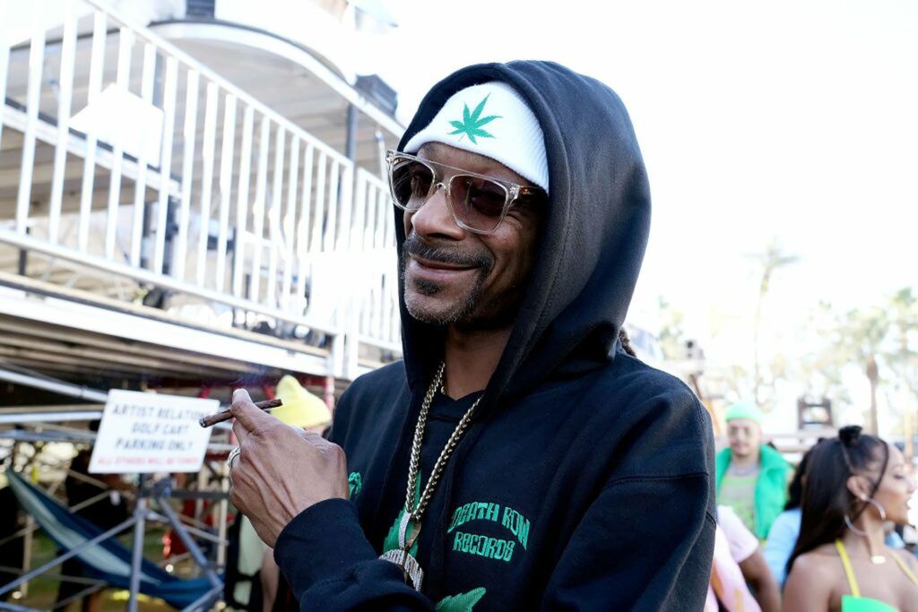 Snoop Dogg nie rzucił palenia marihuany